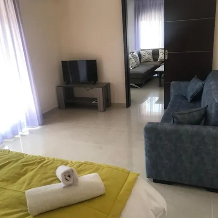 Apartamento Dream 4 *